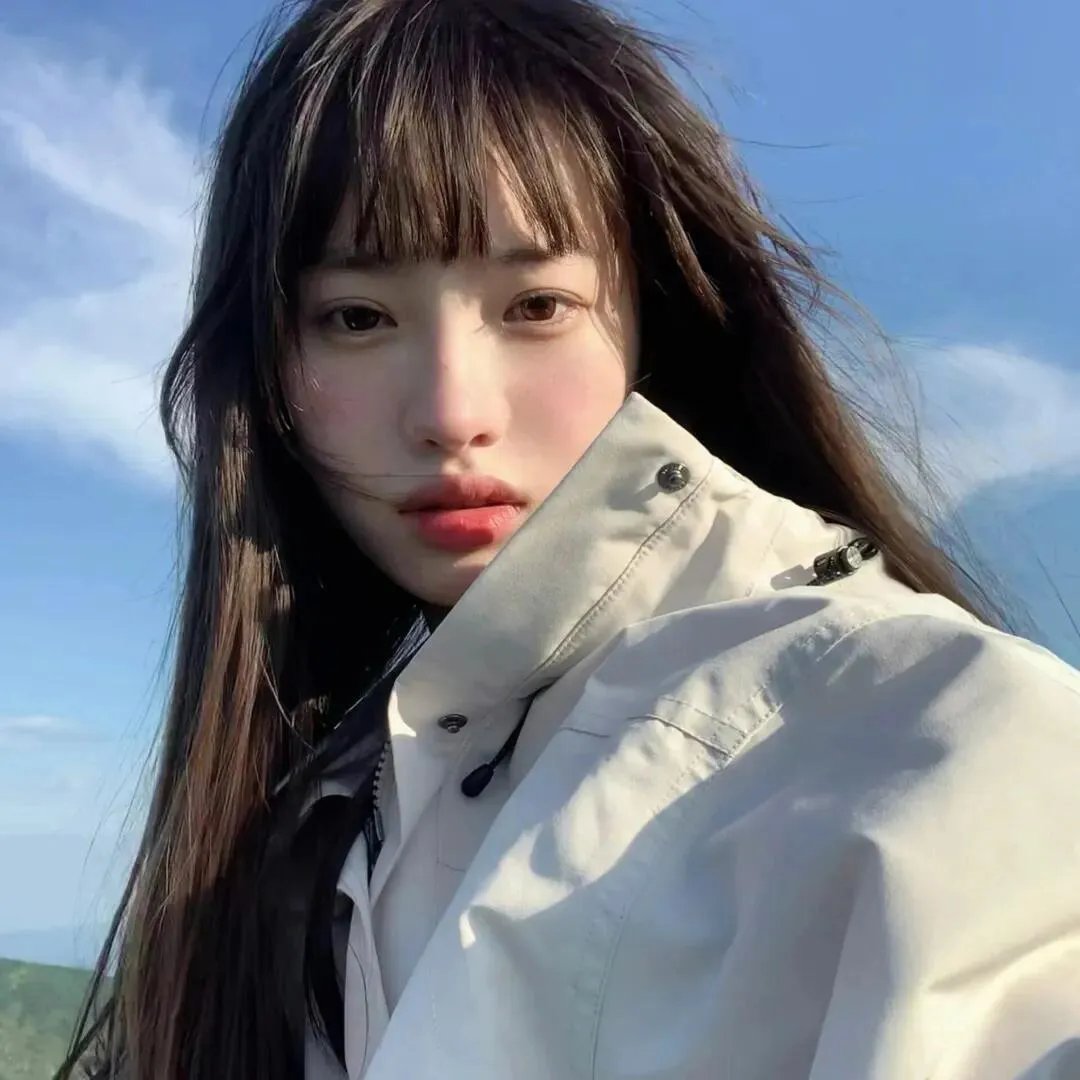 巫毒少女海报
