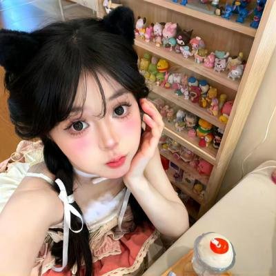 萨米温与达西玛海报